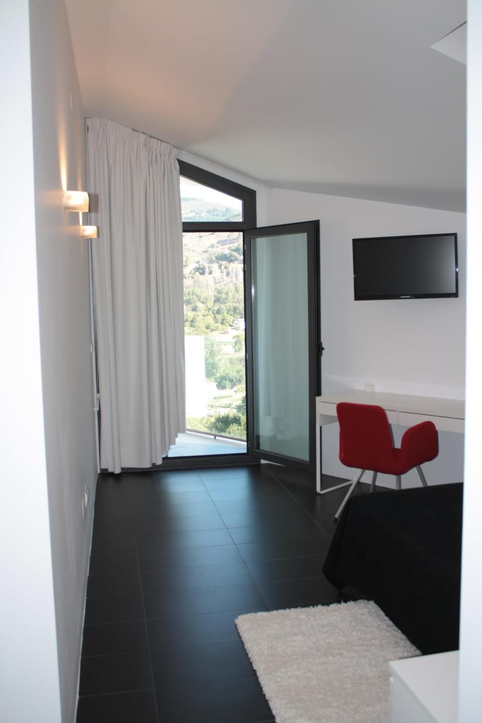 TV and multimedia, View (from property/room), Balcony/Terrace, Bedroom