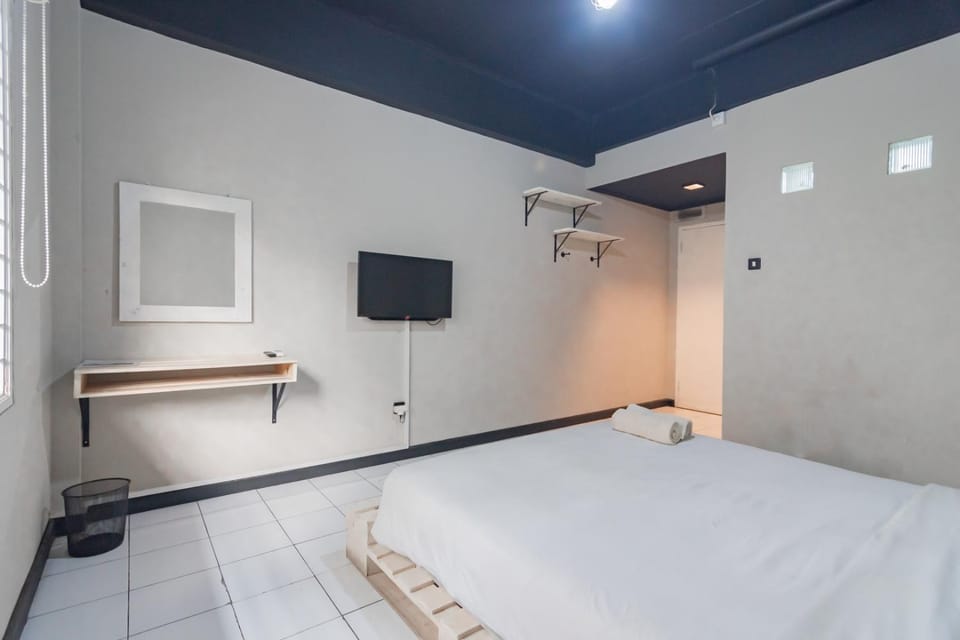 RedDoorz near Exit Toll Pasteur 5 Bed and Breakfast in Bandung