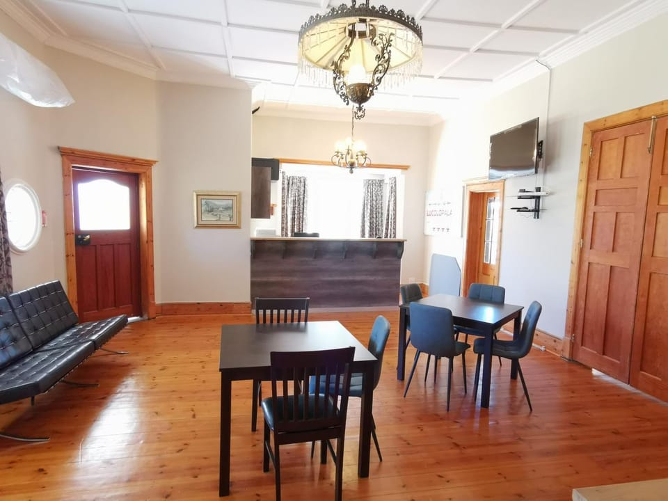 Lucolo Palace B&B Aliwal North Bed and Breakfast in Eastern Cape