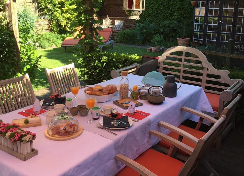 Garden, Breakfast, Continental breakfast