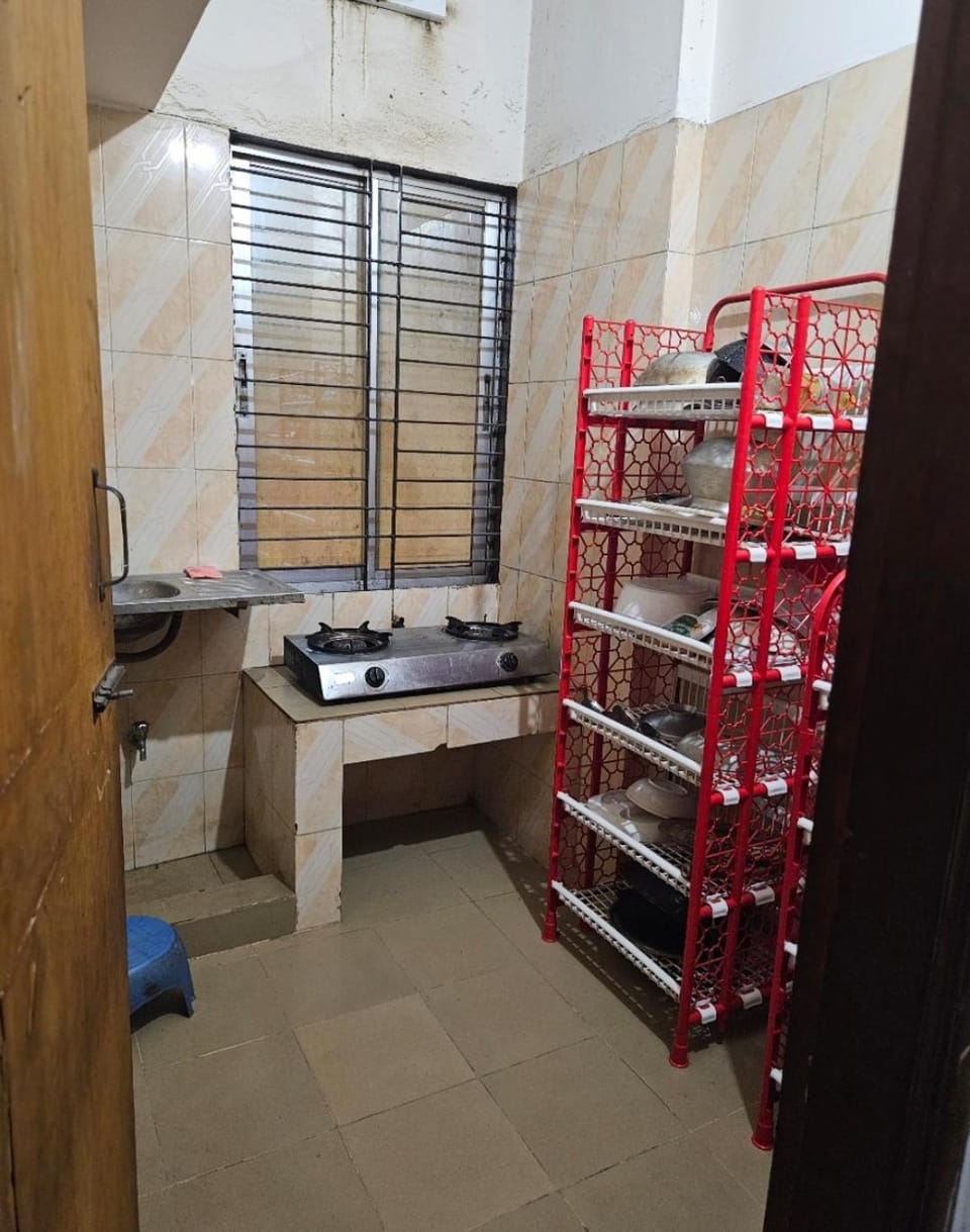 Lovely 2 Bed apartment in Nikunja 2, 5 Mins drive from Dhaka ShahJalal Airport Apartment in Dhaka