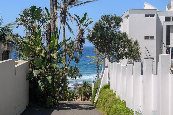 Nearby landmark, Natural landscape, Fishing, Snorkeling, Snorkeling, Beach, Windsurfing