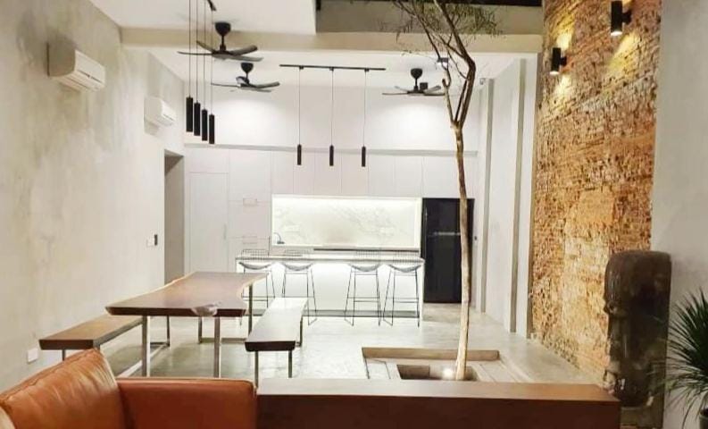 Luxurious 7 BR Heritage House in UNESCO Historic Geogetown House in George Town