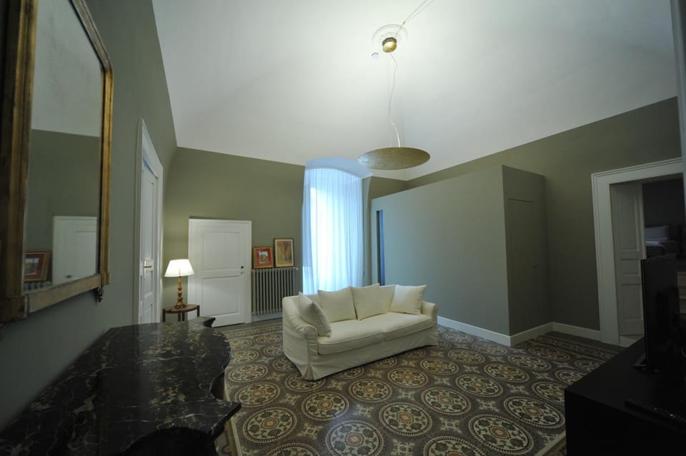 Palazzo Ietri Corso Vittorio Emanuele ROOMS Bed and Breakfast in Bari