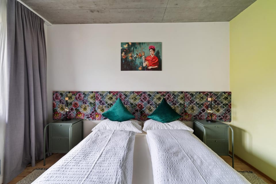 Living room, Bedroom