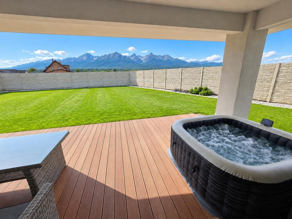 Summer, Hot Tub, Balcony/Terrace, Balcony/Terrace, Garden view, Garden view, Mountain view