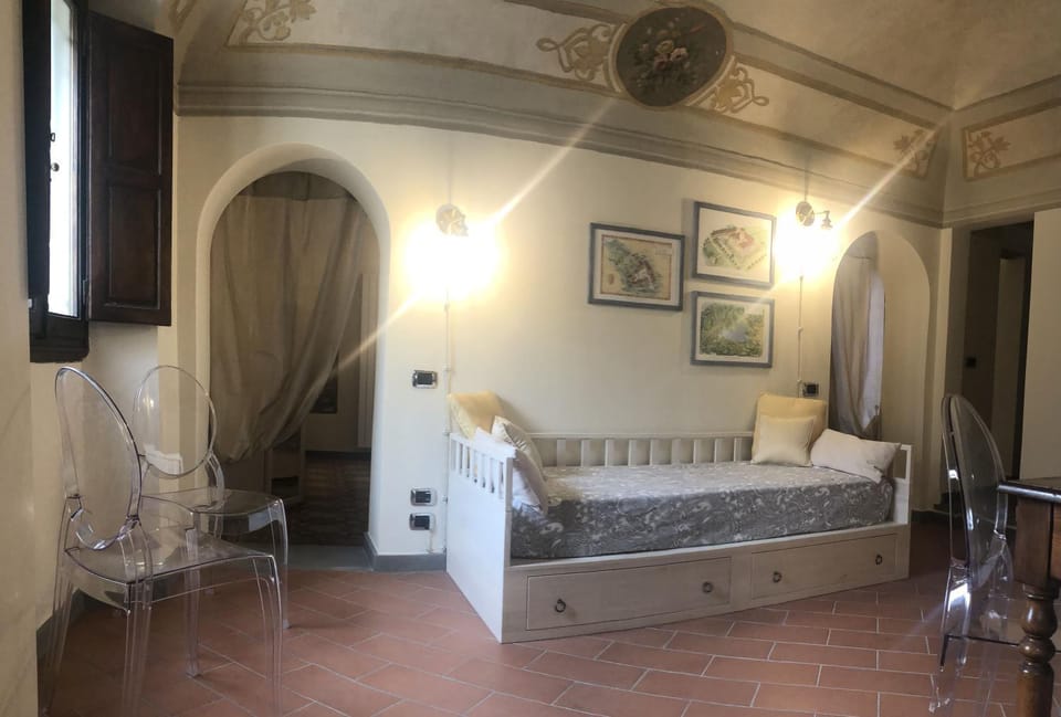 Living room, Bedroom