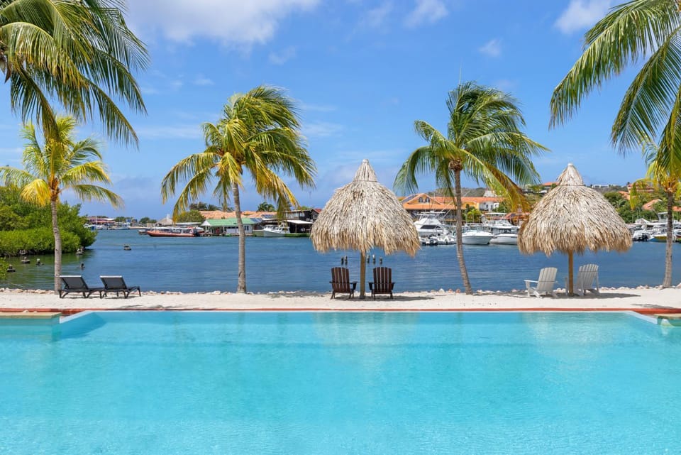 Day, Lake view, Sea view, Swimming pool, sunbed