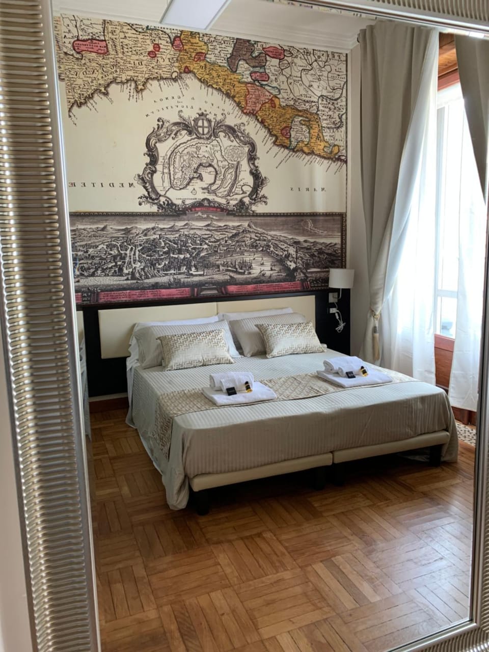 Photo of the whole room