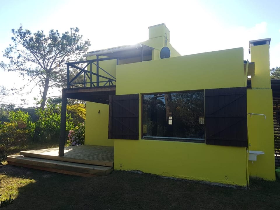 Riyadh - en el bosque a metros de la playa House in Rocha Department, Uruguay