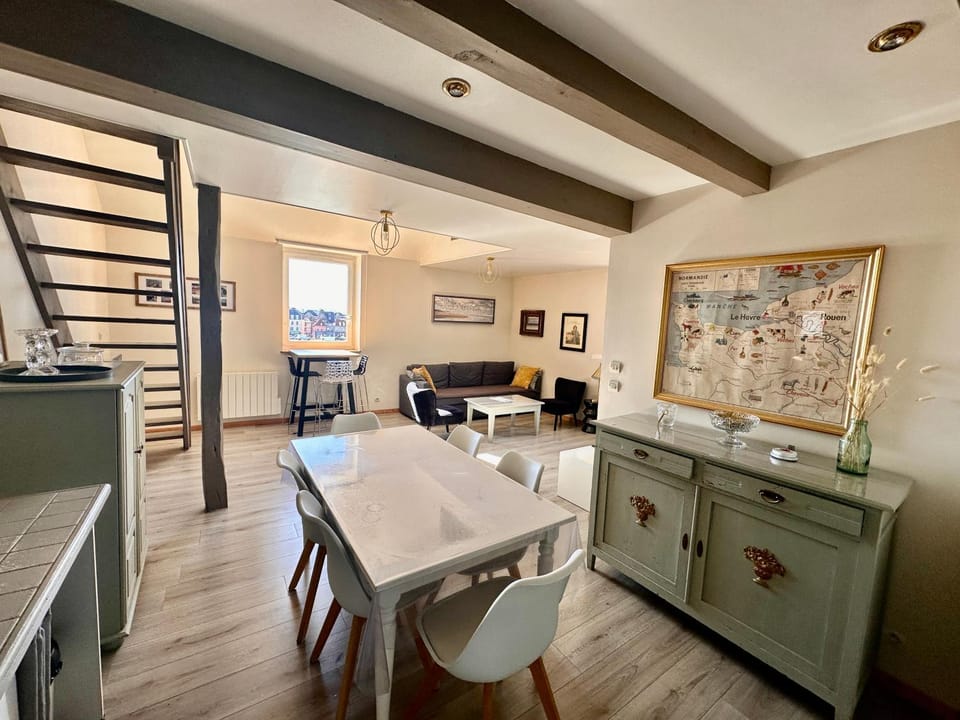 Le Champlain Duplex Port de plaisance Apartment in Dieppe