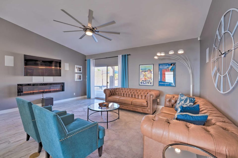 4 Mi to Lake Havasu State Park: Home w/ Pool House in Lake Havasu City