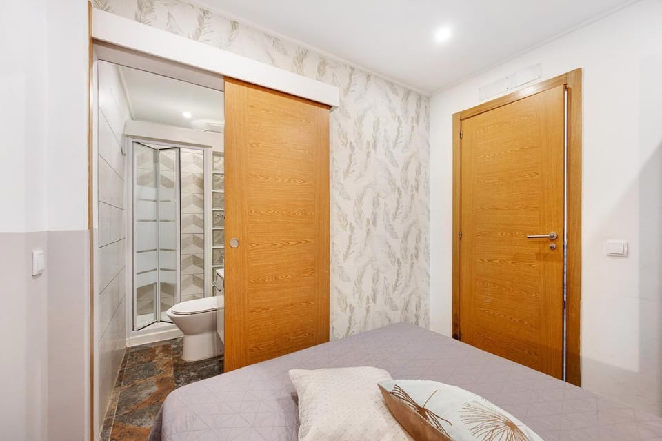 Bathroom, Living room