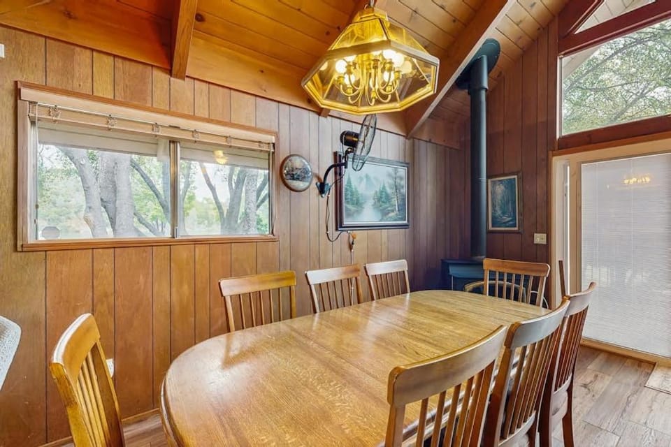 Allen Edgewater Retreat House in Groveland