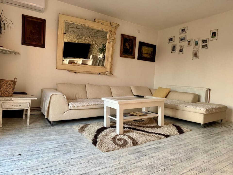 Mala Oaza Apartment in Serbia