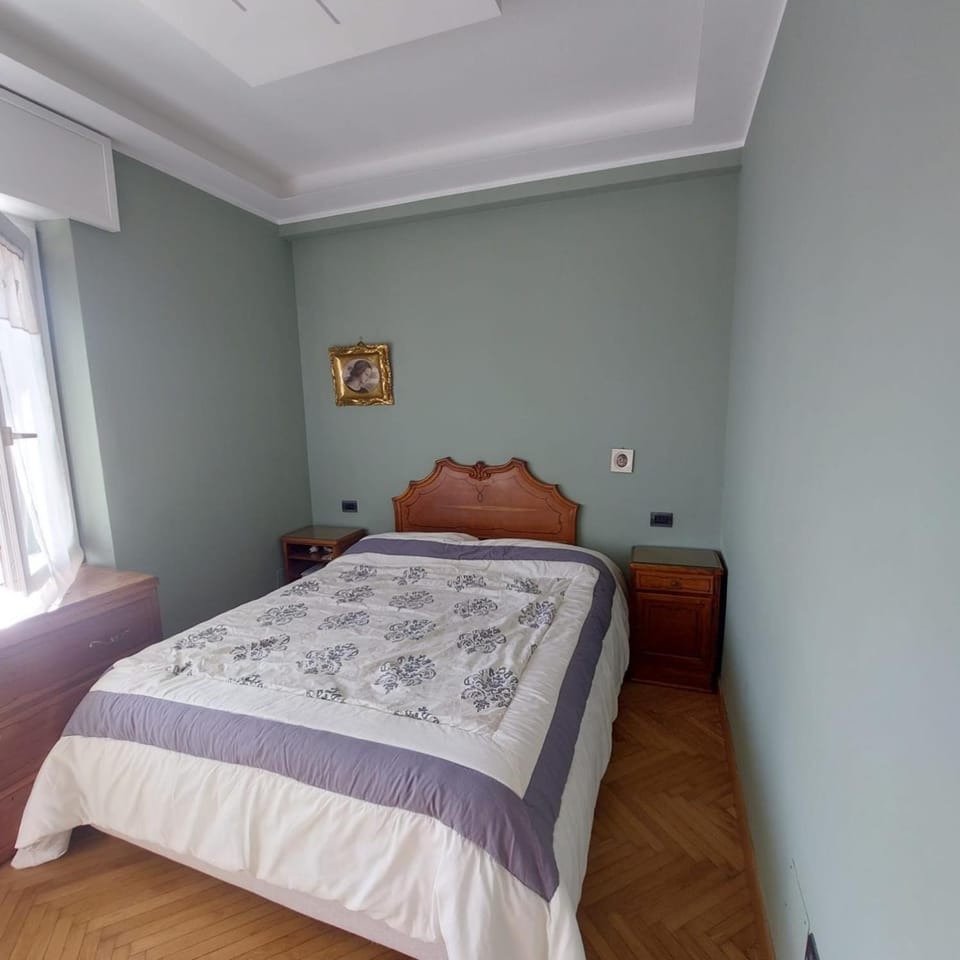 Sanremo Class Old Fashion Apartment in Sanremo