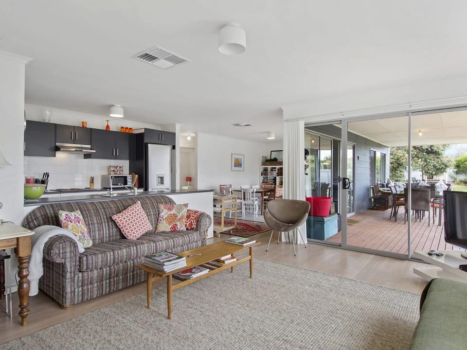 Beach Fun 11 Broadbeach Drive House in Carrickalinga