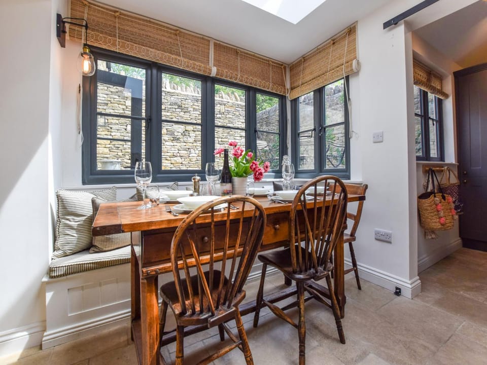 Dining area, Area and facilities, Inner courtyard view