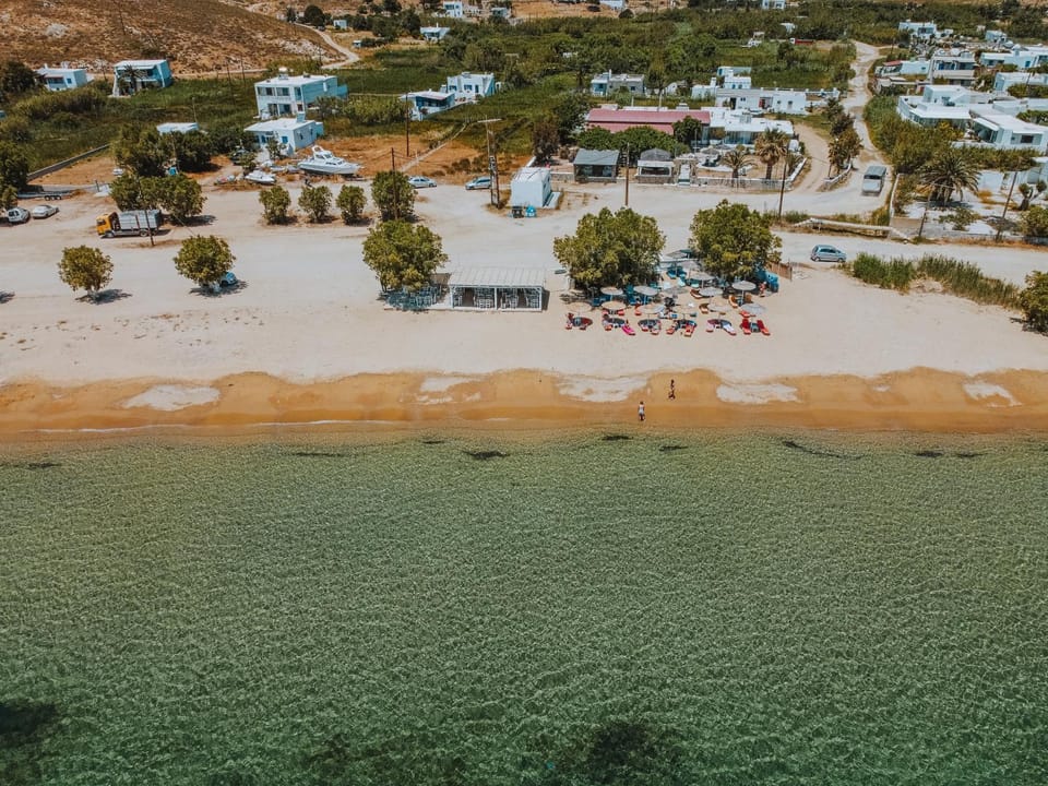 ISALOS ROOMS ON THE BEACH Hotel in Milos