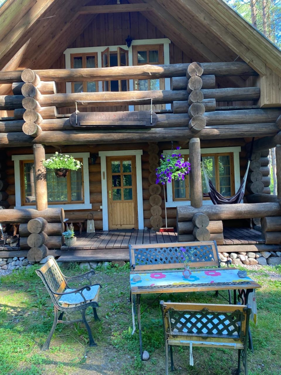 Meelste puhkemajad Tahkunas- Sõnn ja Lõvi House in Estonia