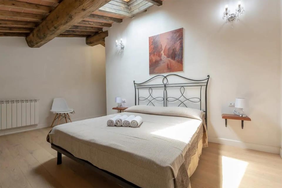 Luxury Home Florence vista Cappelle Medicee Apartment in Florence