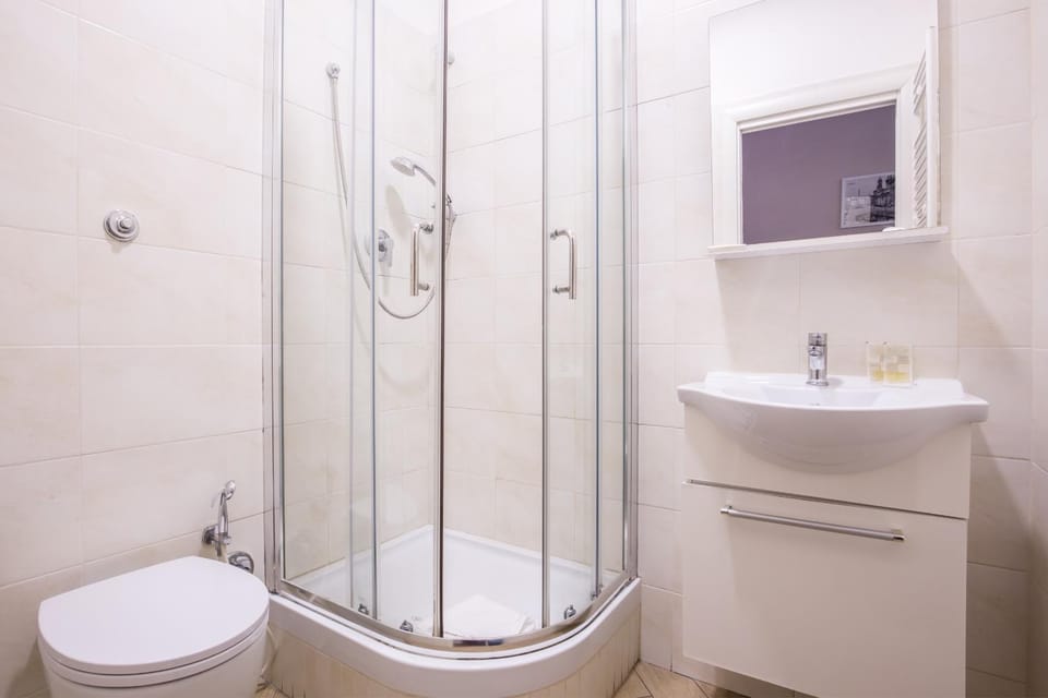 Azzurra Rooms Bed and Breakfast in Rome