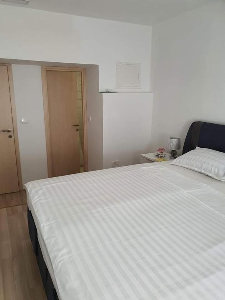 Aldi 2 Apartment in Pula