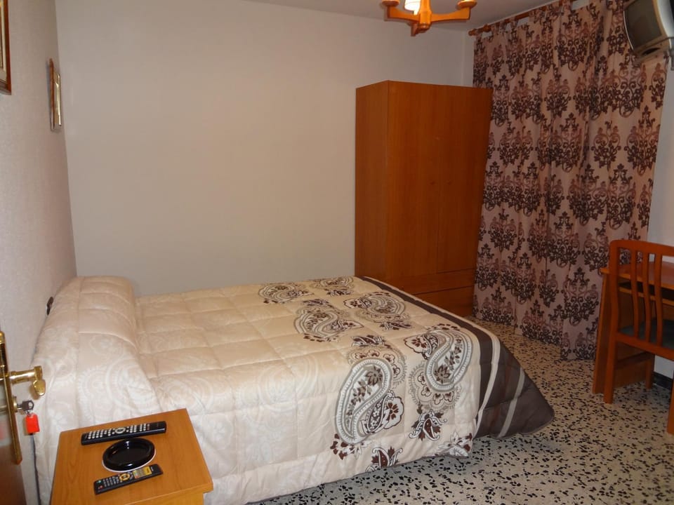 Hostal San Pedro Hostel in Andalusia