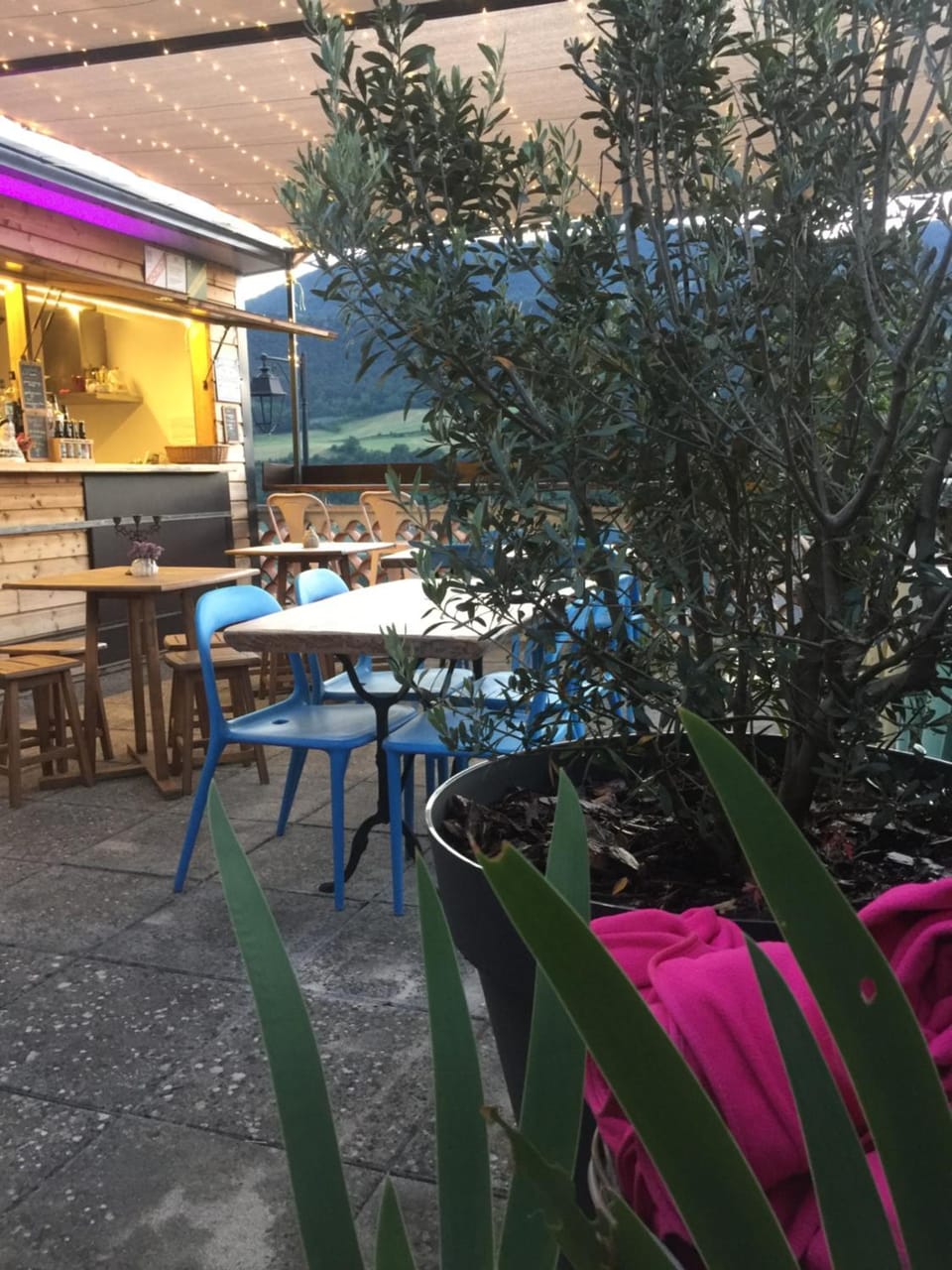 Restaurant/places to eat