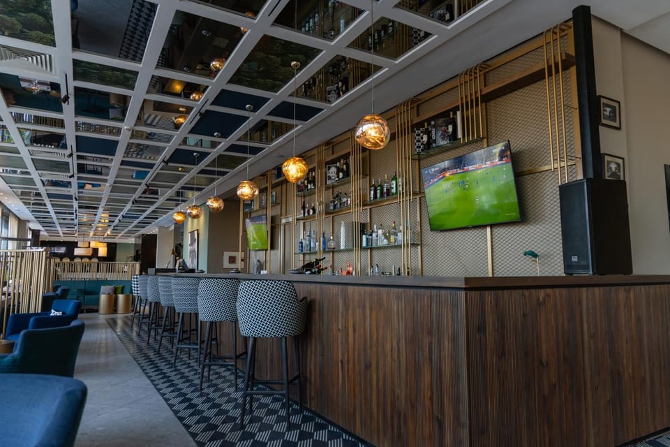 Lounge or bar