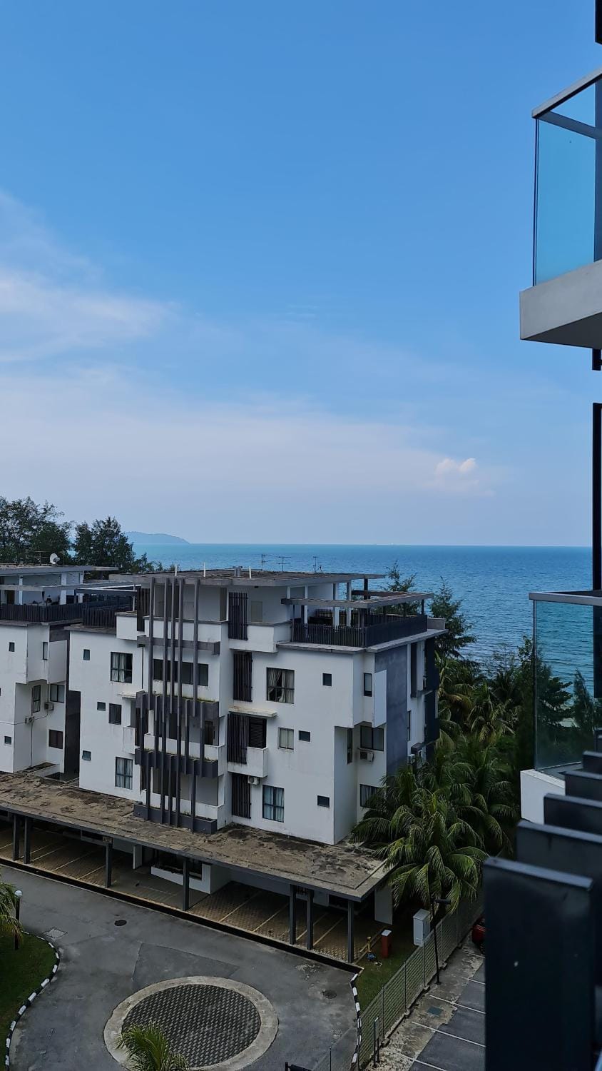 Timurbay Treasures Studio Apartment Side Seaview with Wifi Neflix Apartment in Terengganu, Malaysia