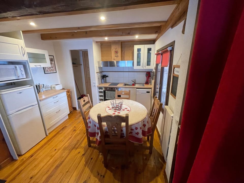 Le REFUGE véritable cocon avec Cheminée Apartment in Provence-Alpes-Côte d'Azur