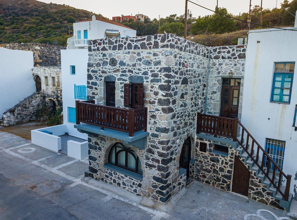 Property building, Balcony/Terrace