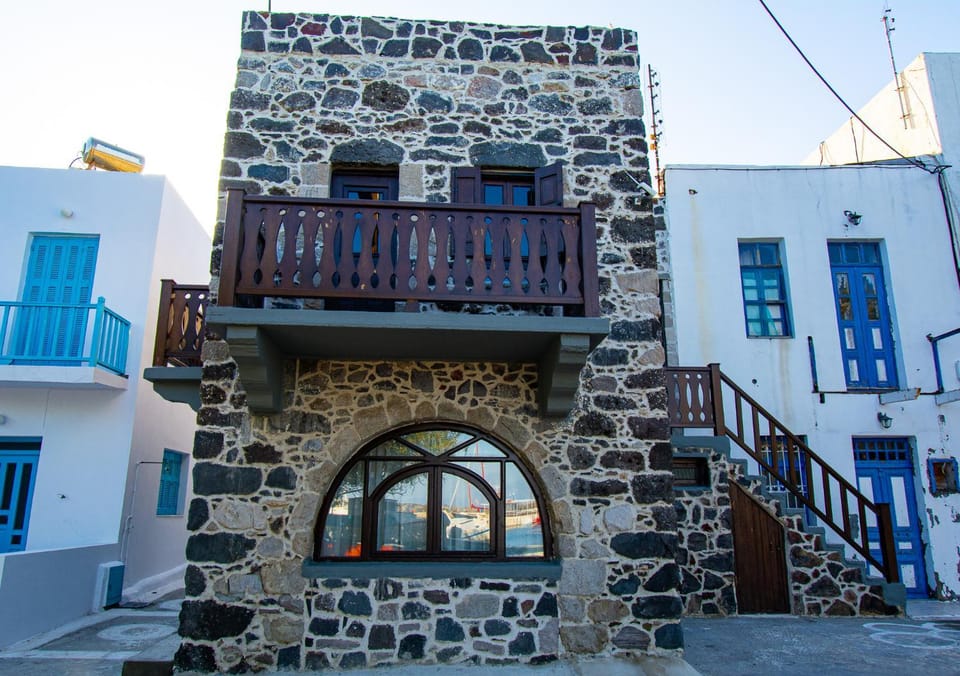 Property building, Balcony/Terrace