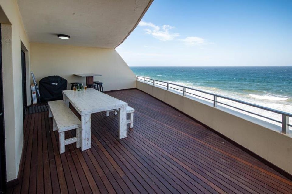 Day, Balcony/Terrace, Seating area, Dining area, Sea view