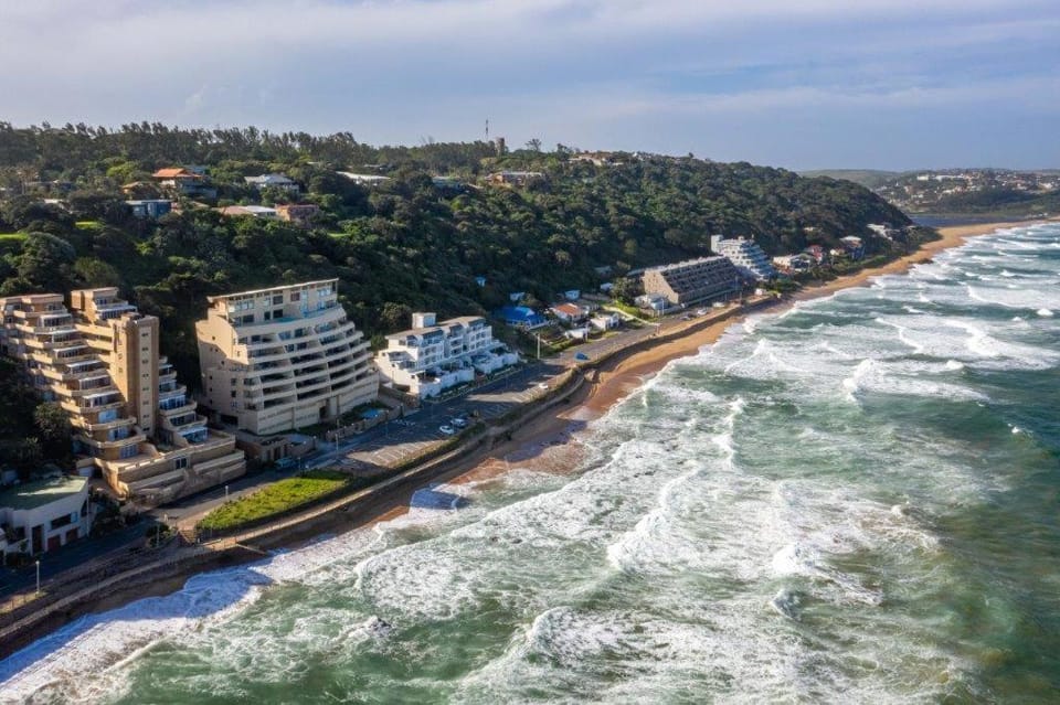 Property building, Day, Bird's eye view, Beach, Sea view