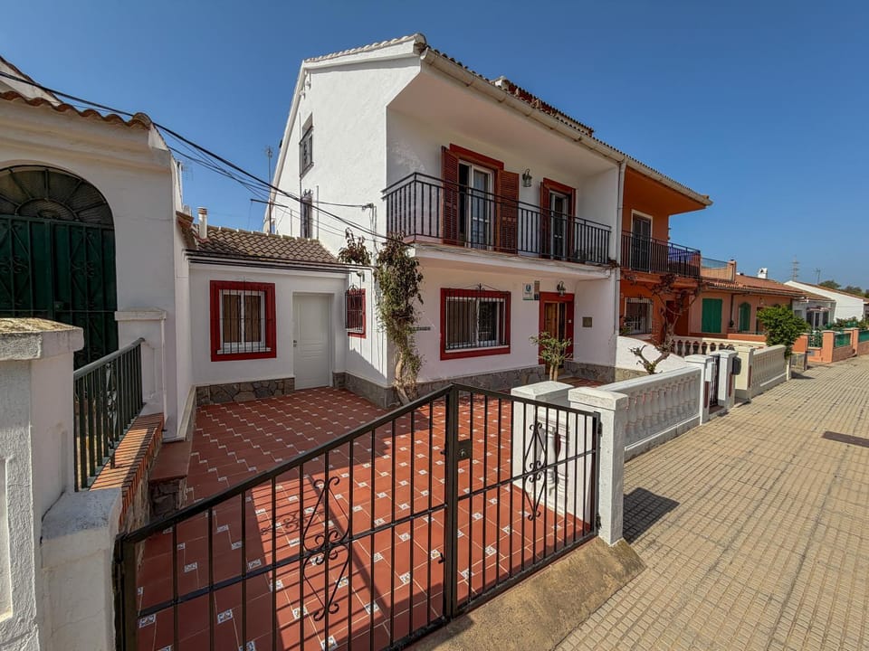 Property building, Facade/entrance, Street view