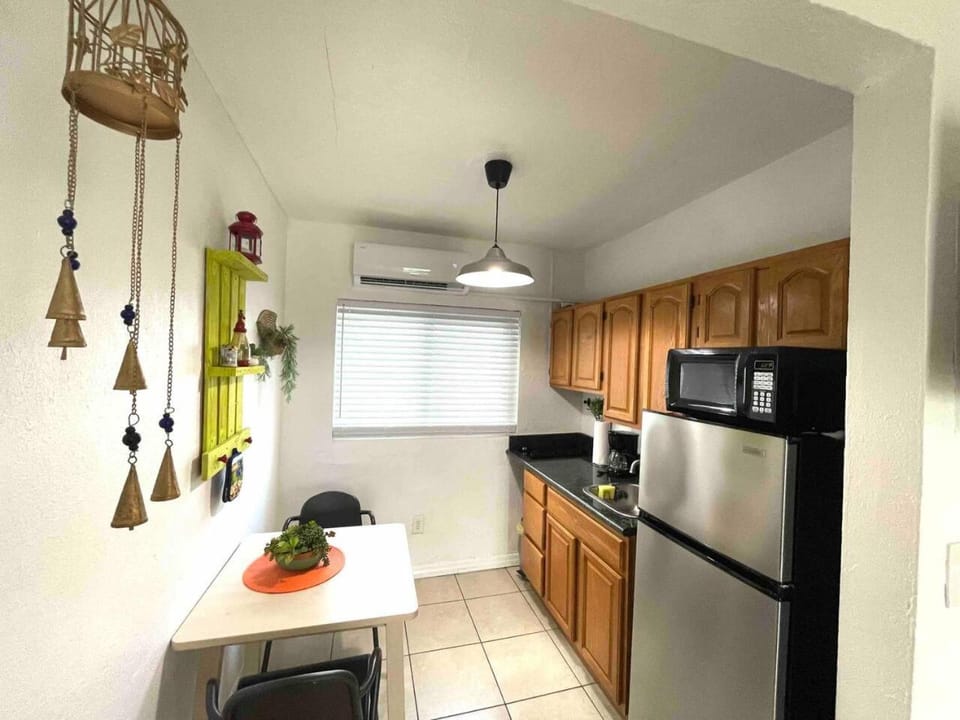 Cozy Studio near Coconut Grove Apartment in Coconut Grove