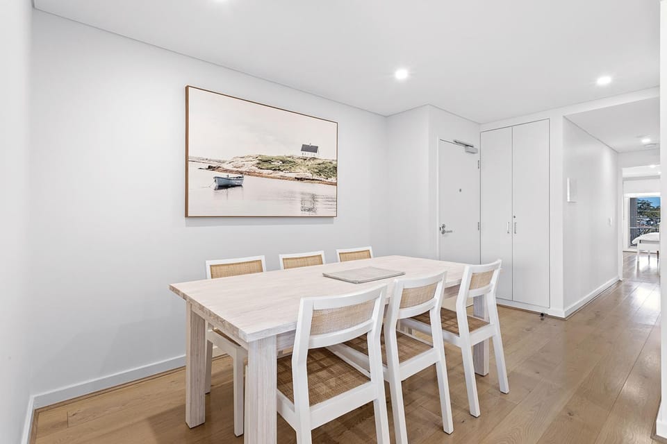 The Shoal Apartments Unit 306 6 Bullecourt Apartment in Shoal Bay