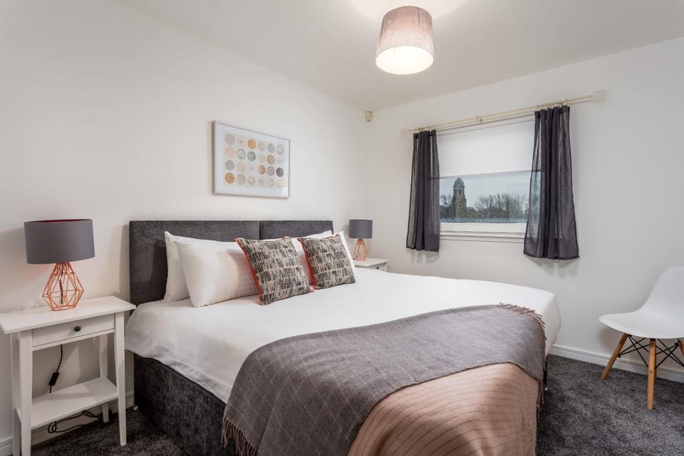 Walker Suite No73 - Donnini Apartments Apartment in Kilmarnock