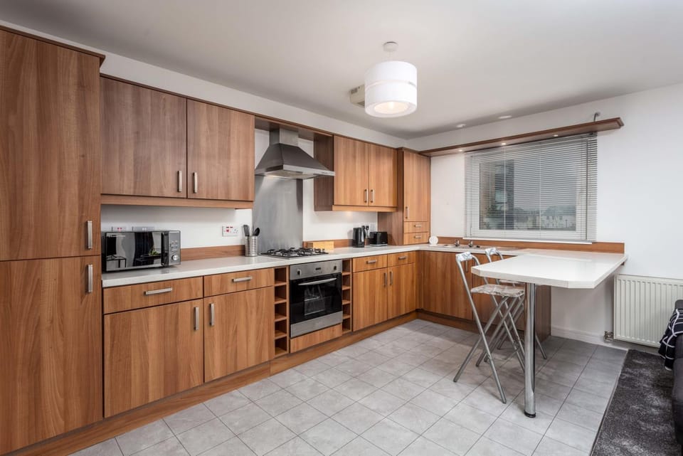 Walker Suite No73 - Donnini Apartments Apartment in Kilmarnock