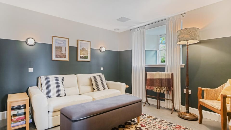 The Auld Kirk & Spa Apartment in Scotland