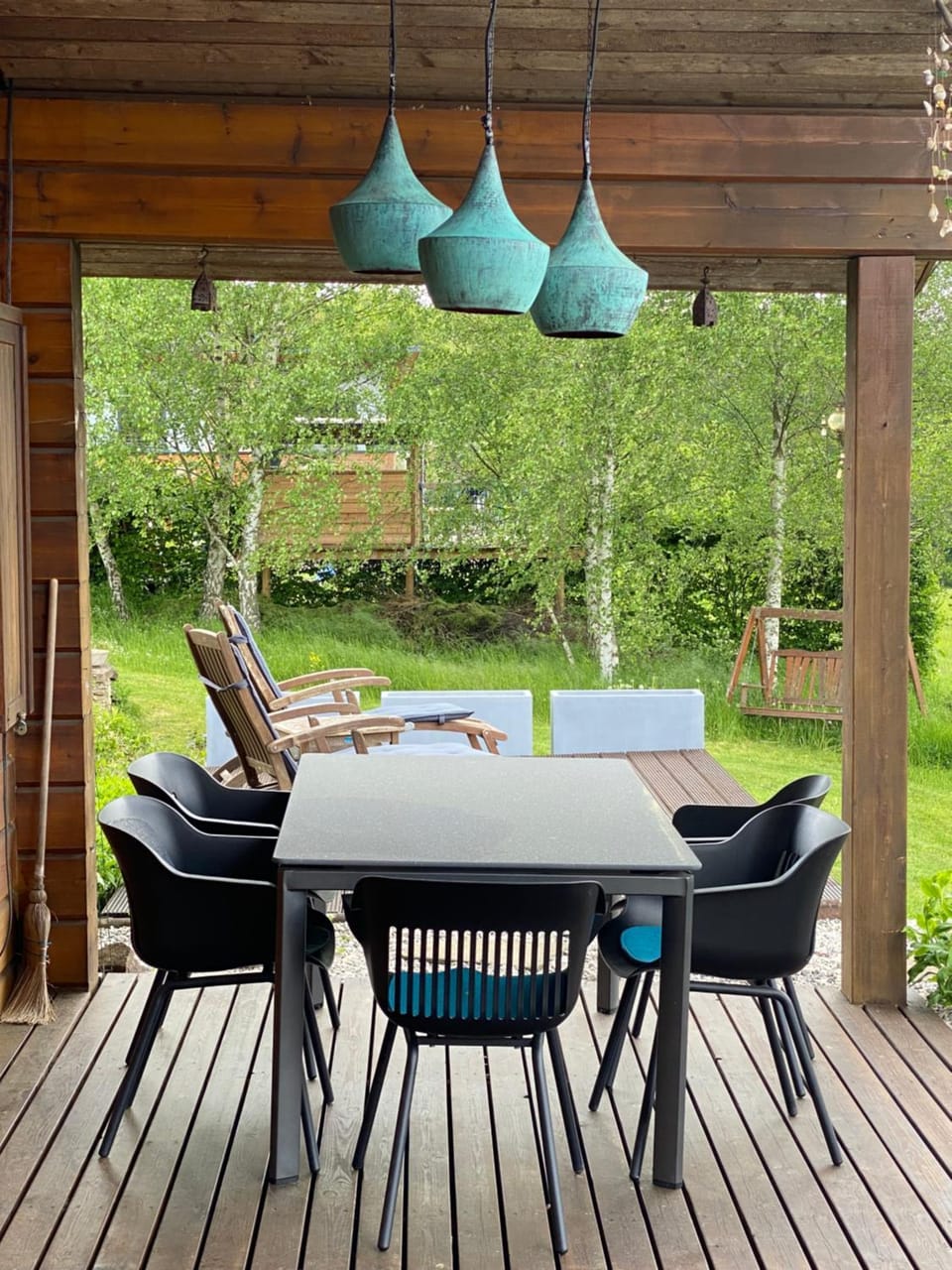 Spring, Day, Garden, Dining area, Garden view