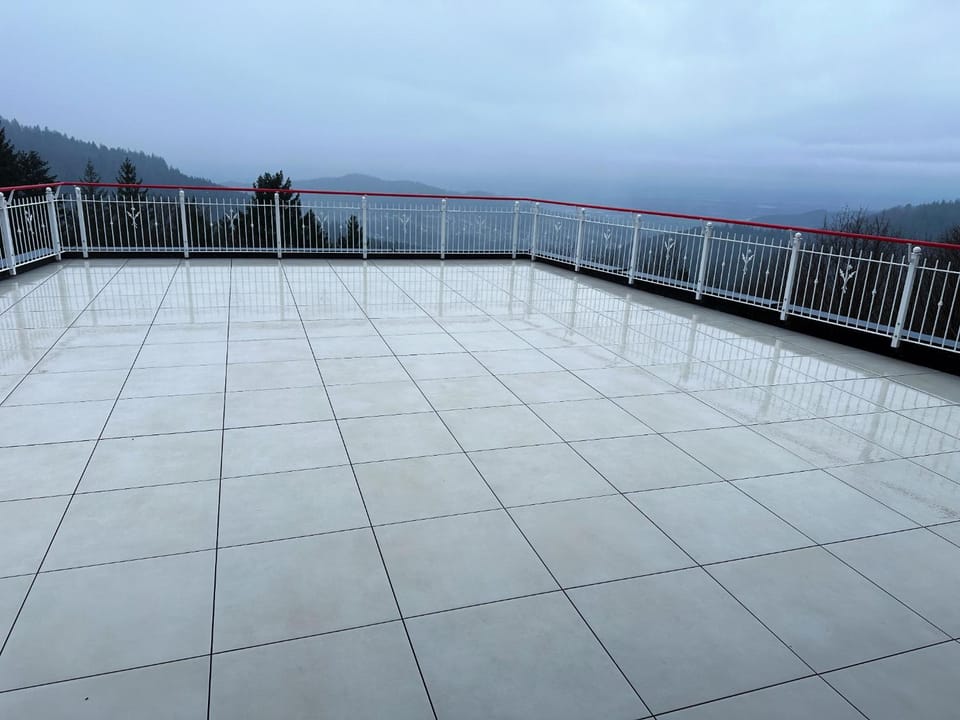 Balcony/Terrace, Balcony/Terrace