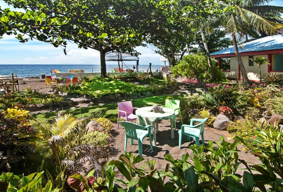 Garden view, Sea view