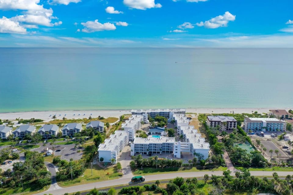 Island Beach Club #330B House in Sanibel Island