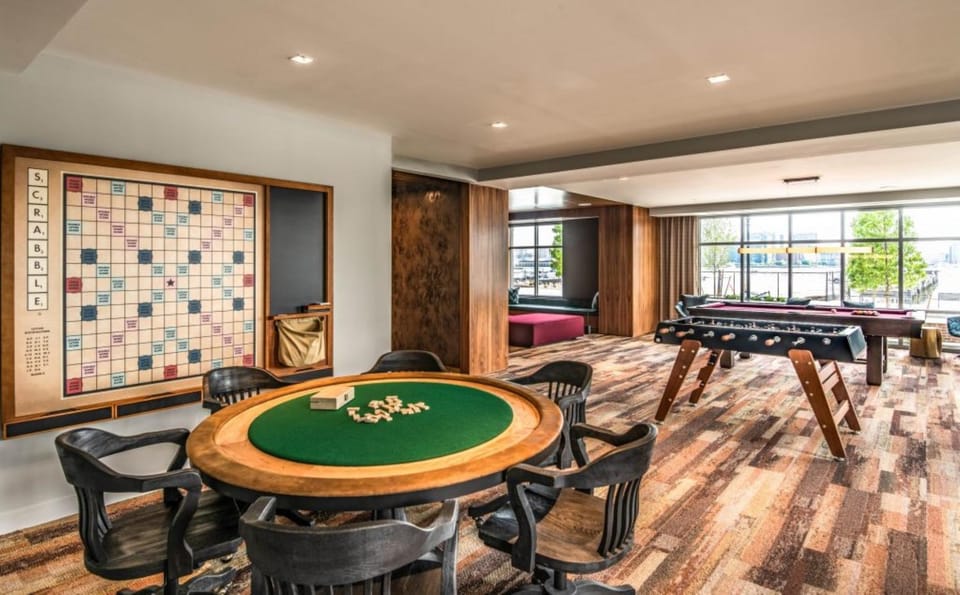 Casino, Game Room