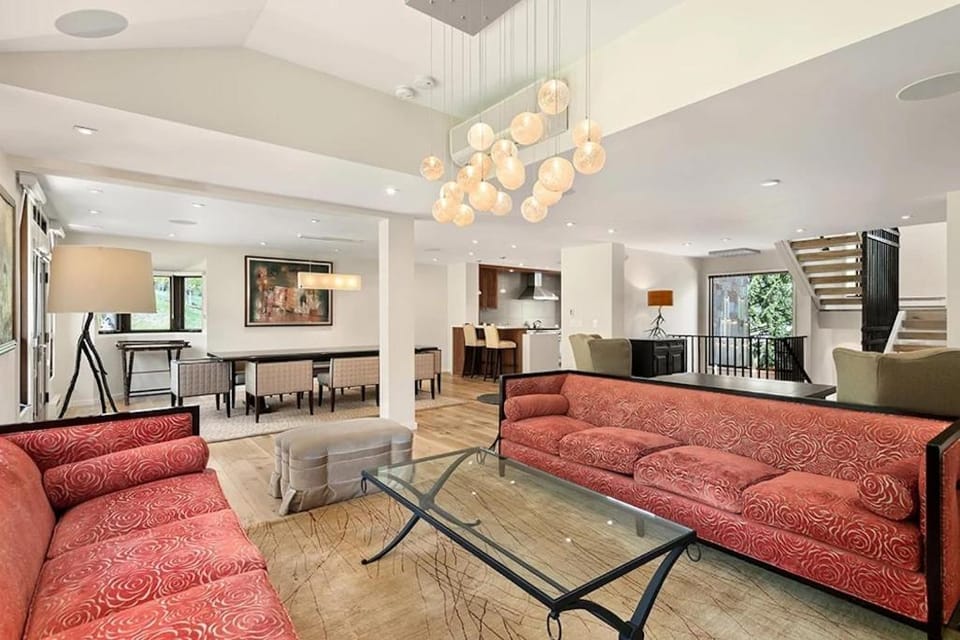 Snowmass Woodrun V 3 Bedroom Ski In, Ski Out Mountain Residence In The Heart Of Snowmass Village Apartment in Snowmass Village