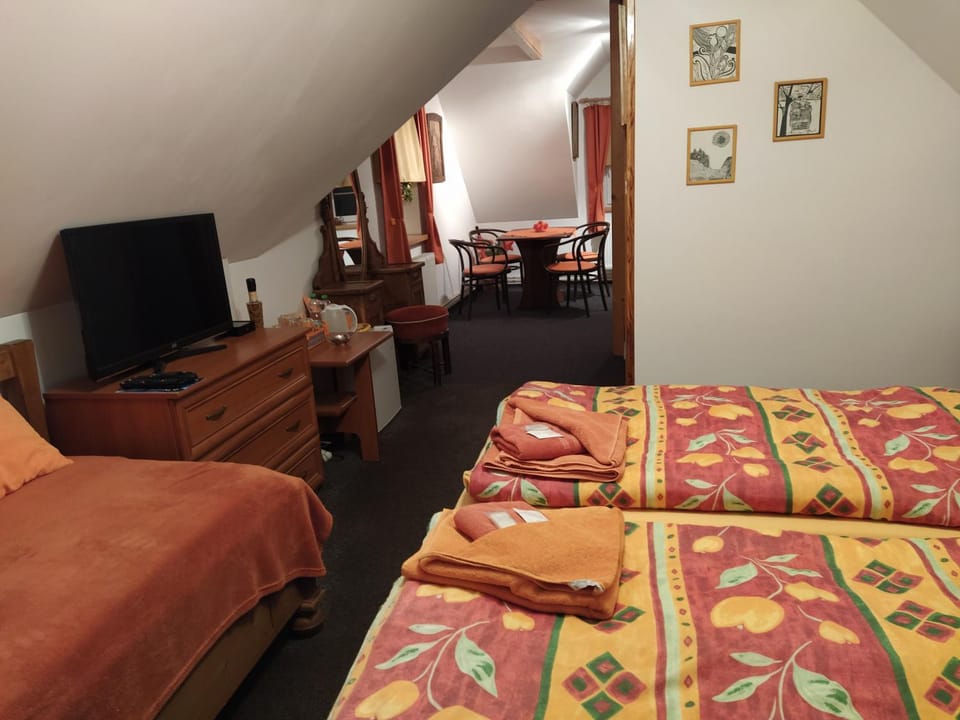 TV and multimedia, Bedroom