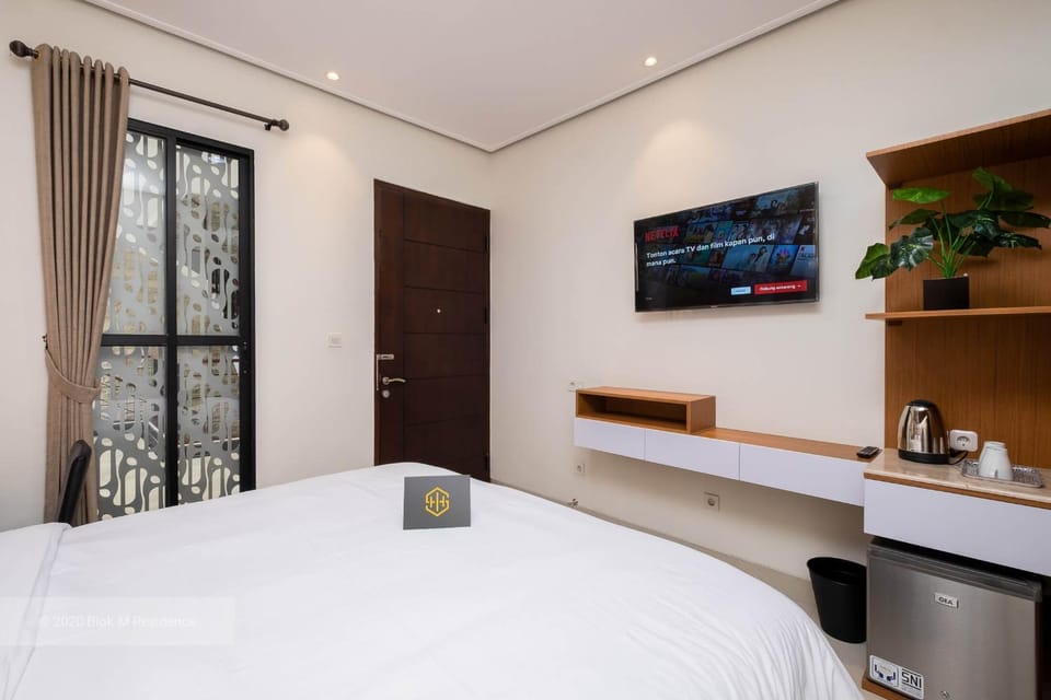 Bed, TV and multimedia, Photo of the whole room, Bedroom, Area and facilities